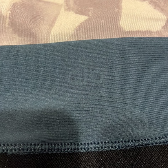 Alo leggings - Picture 4 of 5